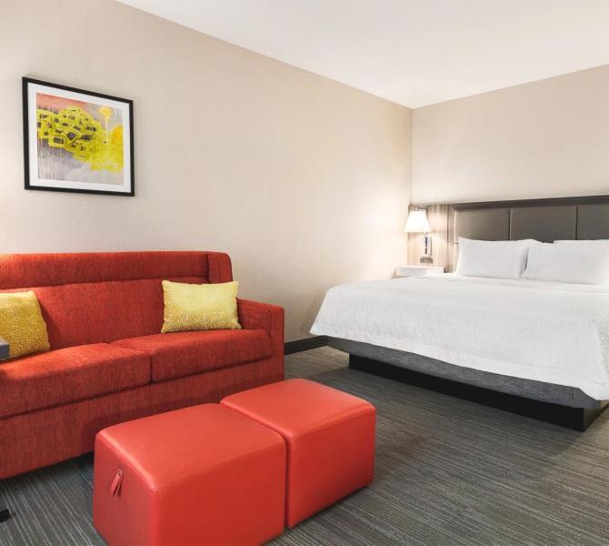 By America Hotel