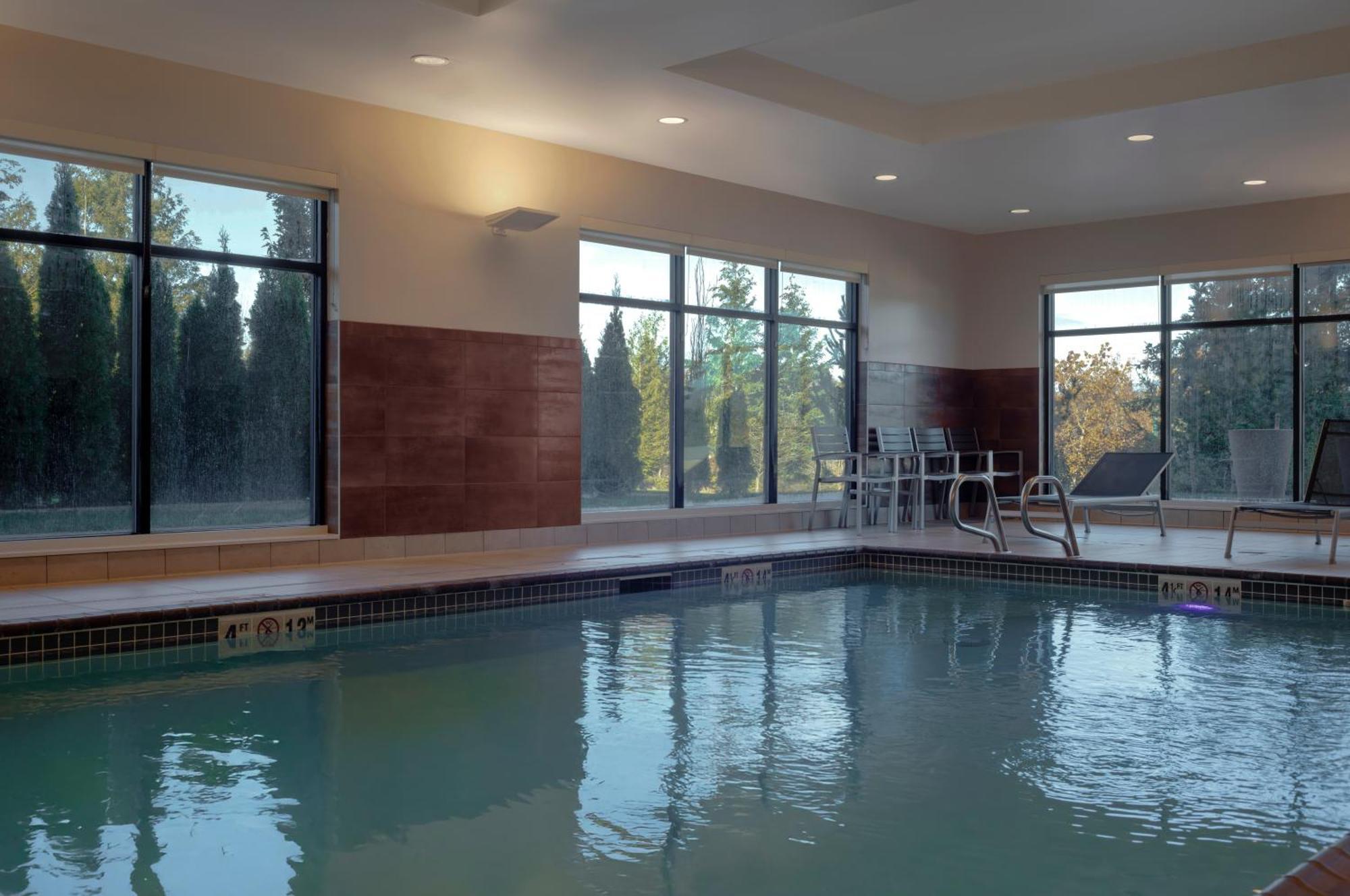 Hotel By America 3*